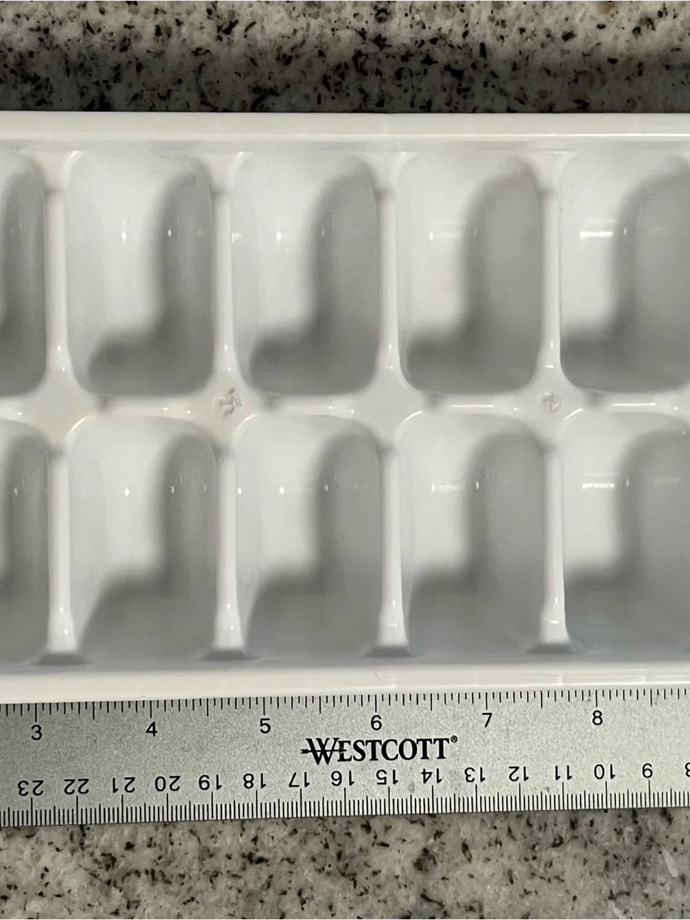 Vintage Rubbermaid White Plastic Ice Cube Trays Lot of 2 Stackable 16 Cube